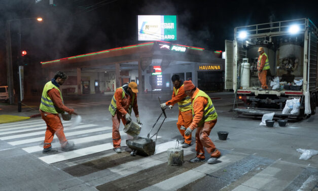 Plan de renovación de la avenida Mitre: avanzan los trabajos de demarcación vial