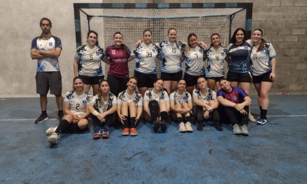 Handball femenino : EL C.B.C CAYÓ COMO LOCAL