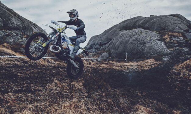 Husqvarna Motorcycles presenta la versión 2024 de la TE 300