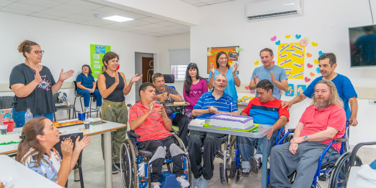 El Intendente acompañó el primer aniversario del Hogar Municipal de Discapacidad