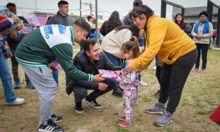 Unión por la Patria organizó un mega festejo para los más chicos en B° Lubo