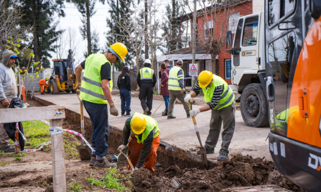 El Municipio comenzó otra obra clave para las familias del barrio Las Campanas