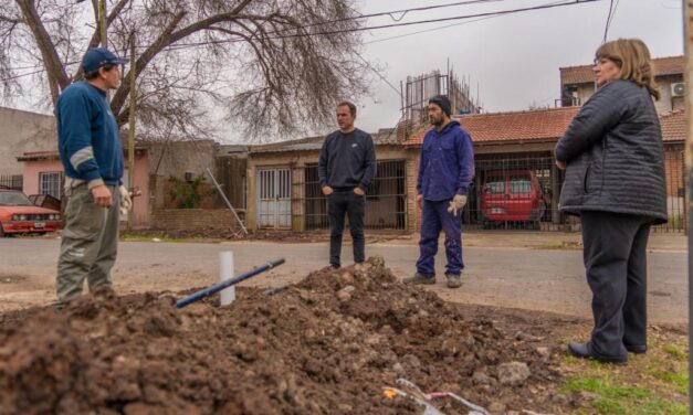 En la Esperanza y La Argentina, más familias están conectadas a la red cloacal