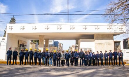 El Intendente acompañó el acto por el 75° aniversario de la Asociación de Bomberos Voluntarios