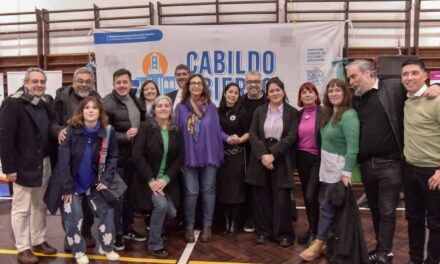 Se llevó a cabo el Cabildo Abierto en el ISFD N° 116