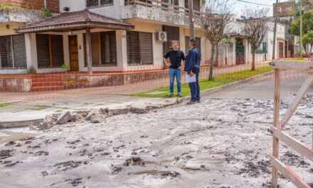 El Municipio puso en marcha un nuevo plan de bacheo de hormigón en el casco urbano