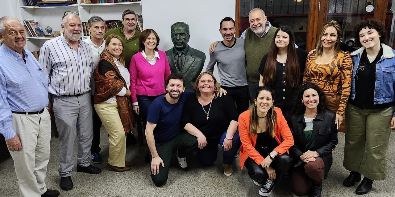 UCR Campana: se inaugurará el busto al Presidente Alfonsín