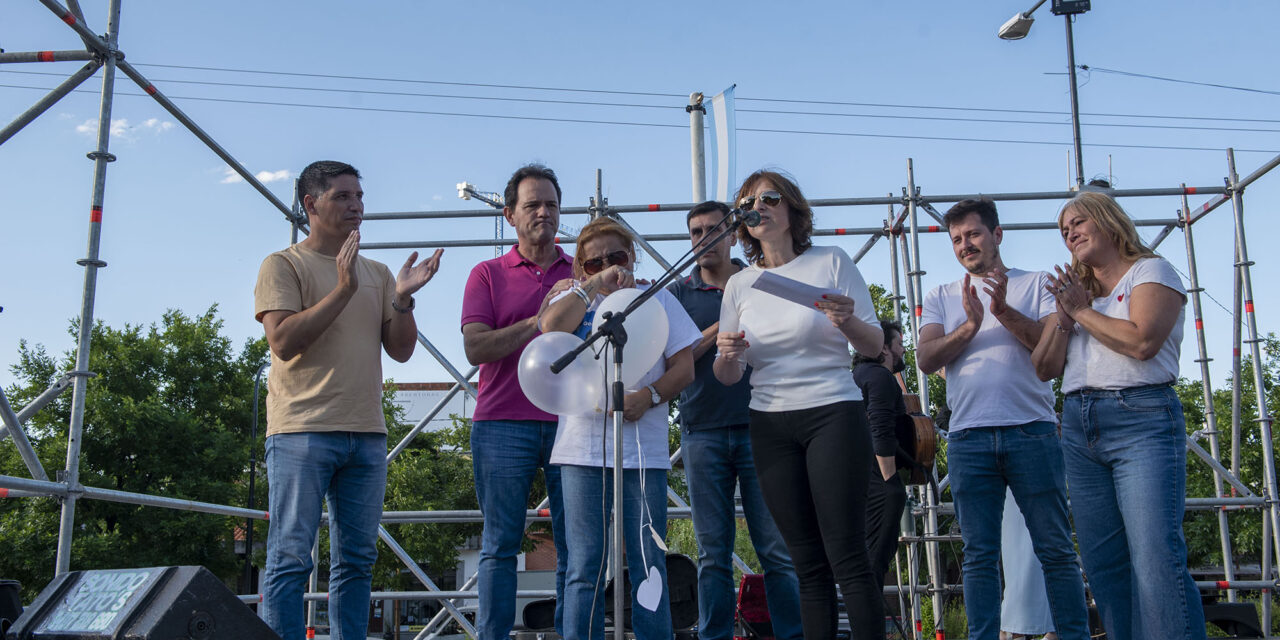 El HCD acompañó la tradicional suelta de globos de Madres Unidas de Campana