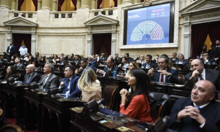 Referentes se expresaron tras la aprobación del veto al Financiamiento Universitario