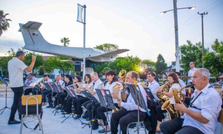 La ciudad celebró el aniversario de la Biblioteca y la Banda Municipal de Música