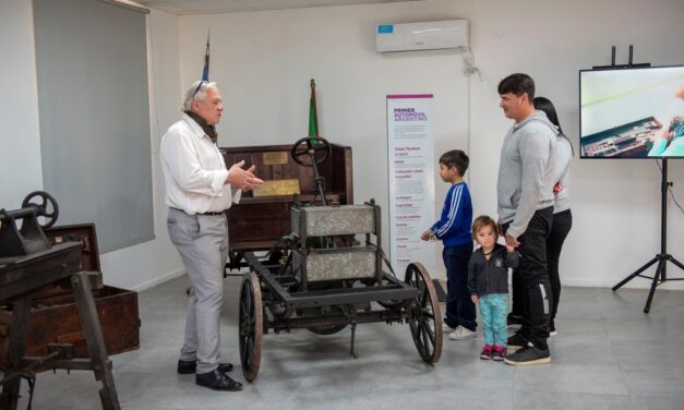 Un día como hoy, pero de 1907, salió por primera vez a la calle el Primer Automóvil Argentino