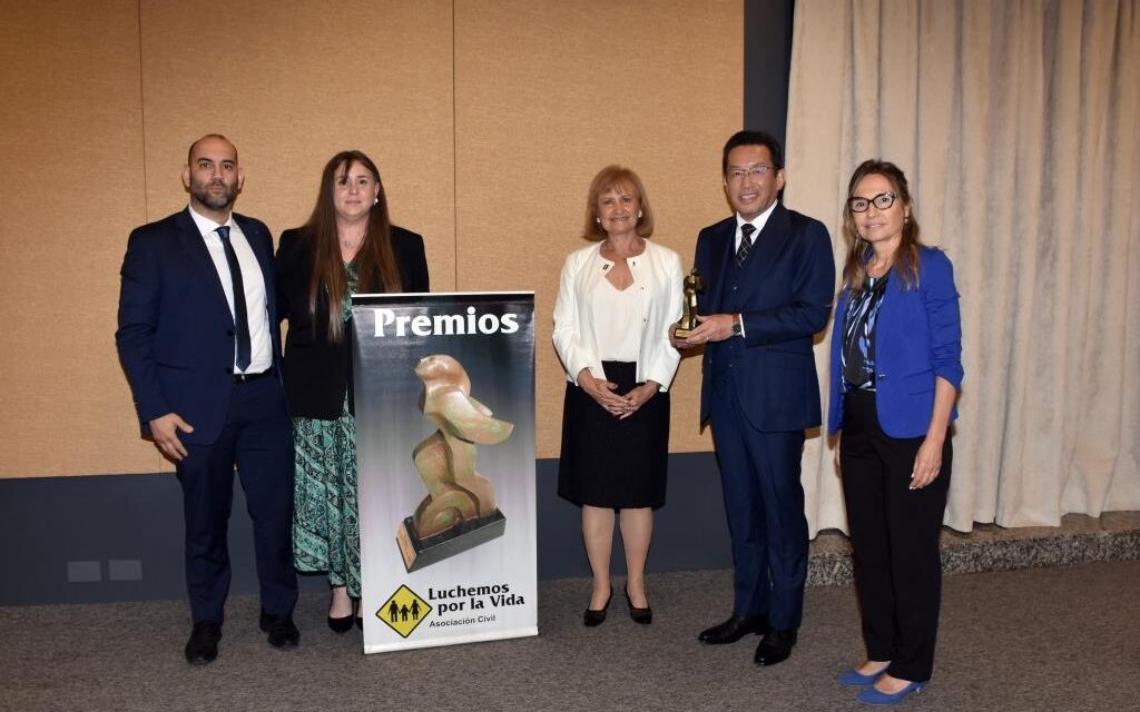 HONDA FUE DISTINGUIDA CON EL PREMIO LUCHEMOS POR LA VIDA POR SUS PROGRAMAS EDUCATIVOS “PIONEROS EN MOVIMIENTO” Y “PACTO VIAL”