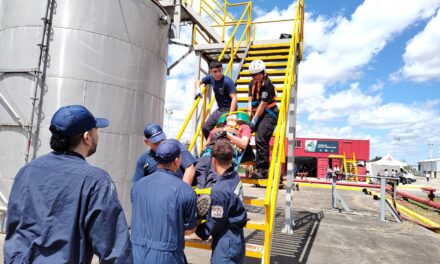 Bayer Zárate realizó el 16° Entrenamiento Anual para Cadetes de Bomberos de Región Norte de Bs As