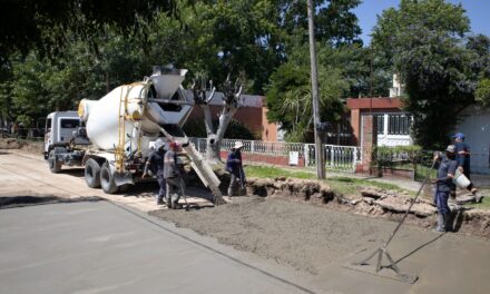 El Intendente recorrió las obras que ejecuta el Municipio en Las Campanas