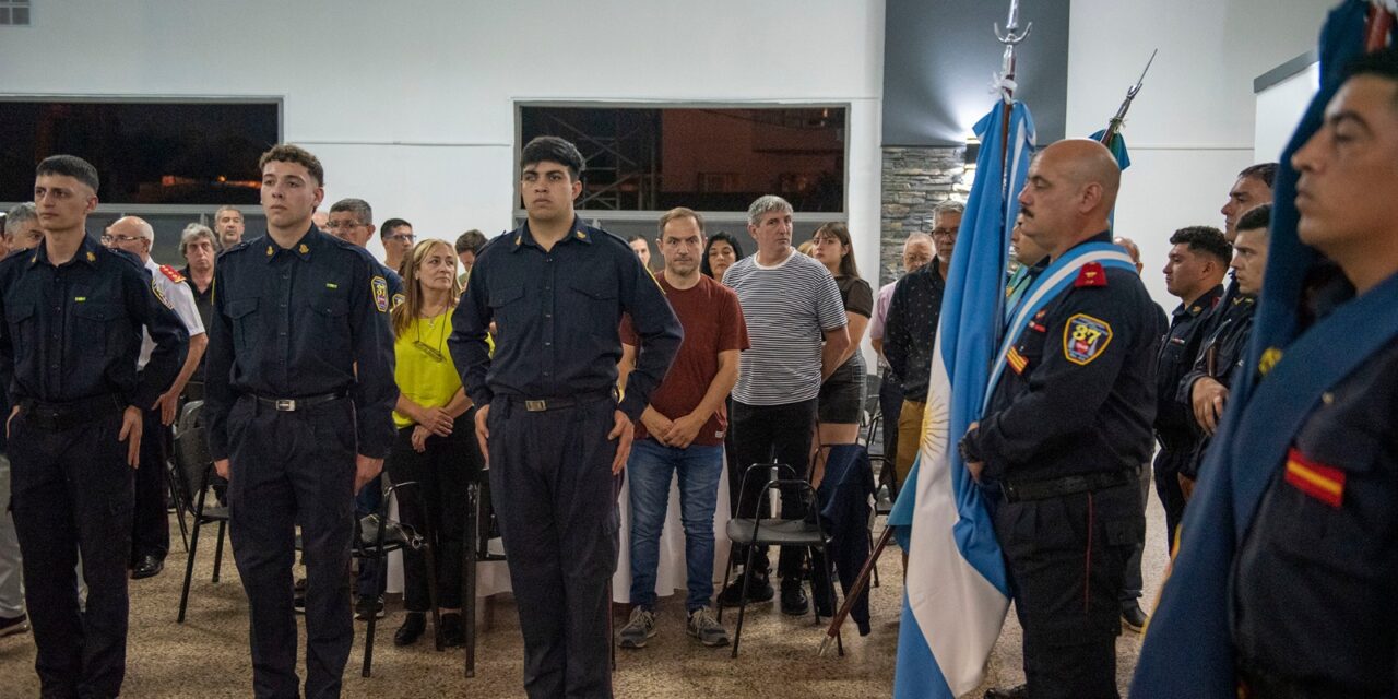 Abella acompañó el cierre de año de los Bomberos Voluntarios