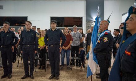 Abella acompañó el cierre de año de los Bomberos Voluntarios