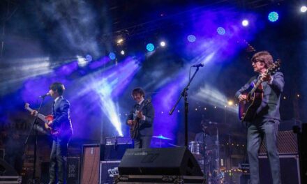 Cientos de vecinos disfrutaron de una gran fiesta en la Plaza Eduardo Costa