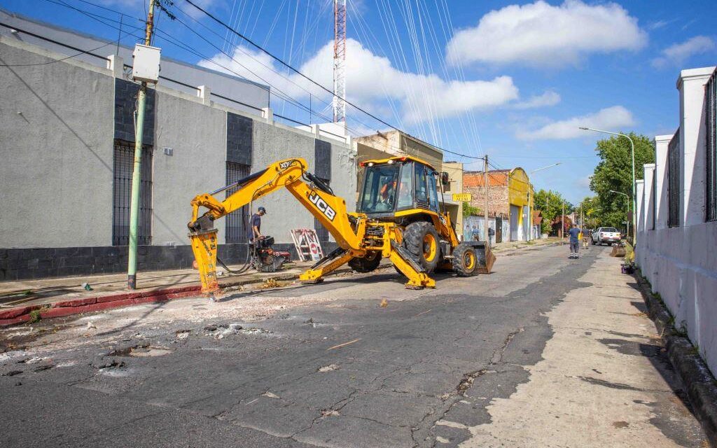 El Plan de Bacheo Urbano de Hormigón también se ejecuta sobre la calle Alem