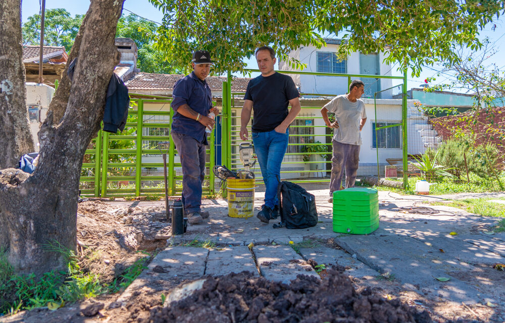 Las Campanas: avanzan los trabajos para conectar más familias a la red cloacal