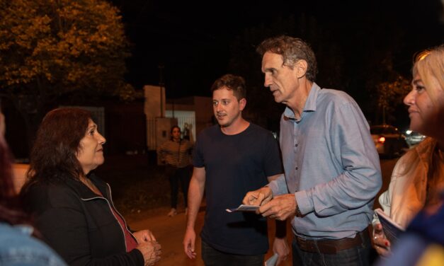 El Ministro Katopodis visitó el barrio Las Acacias para informar el reinicio de las obras en la Av. Alfonsin