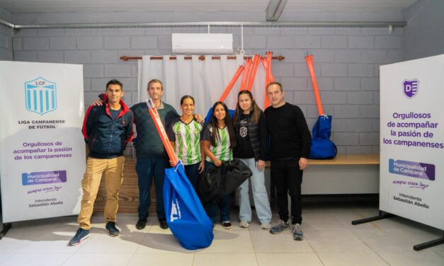 Abella entregó materiales deportivos a equipos femeninos de la Liga Campanense