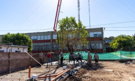 Terminal de colectivos de media distancia: ya se realizó el hormigonado del área de servicios