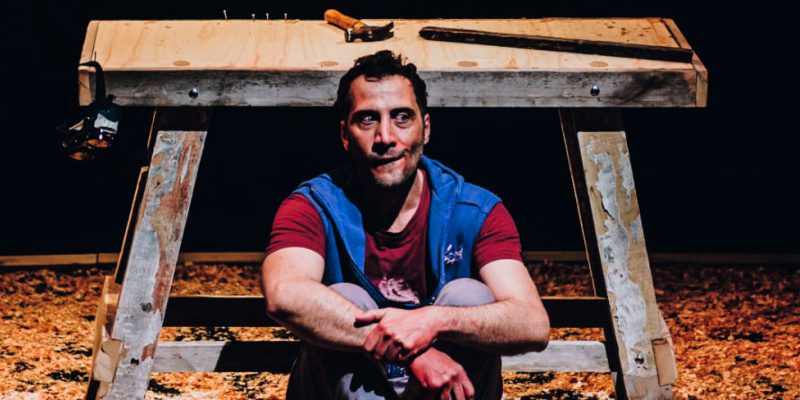 Teatro Pedro Barbero: este viernes se presenta la obra de Luciano Cáceres