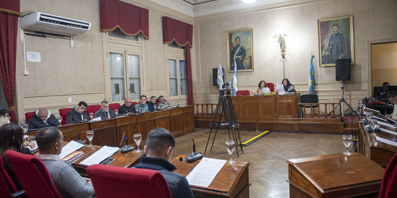 El H.C.D avaló la compra de nueva maquinaria para el trabajo de mantenimiento e higiene urbana que realiza el Municipio