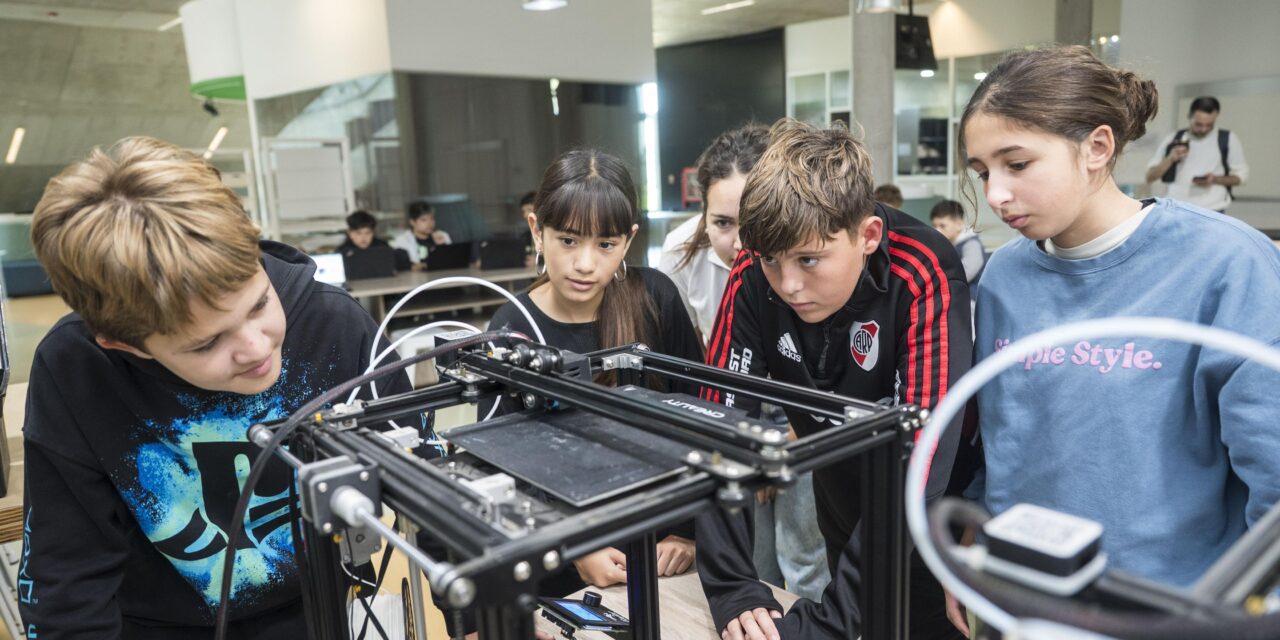 La Escuela Técnica Roberto Rocca impulsa “Tecnoclubes” para estudiantes de nivel secundario de la comunidad