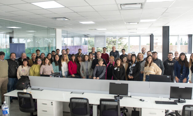 Abella presentó la ampliación del Edificio BMC durante el agasajo al periodismo local