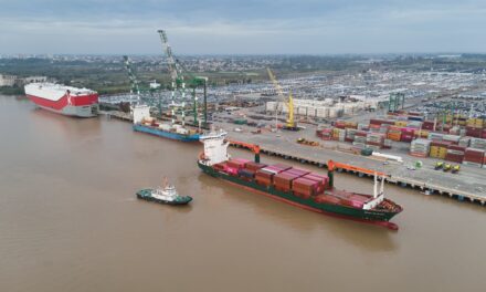Terminal Zárate resalta el rol de la Prefectura en la custodia de las vías navegables