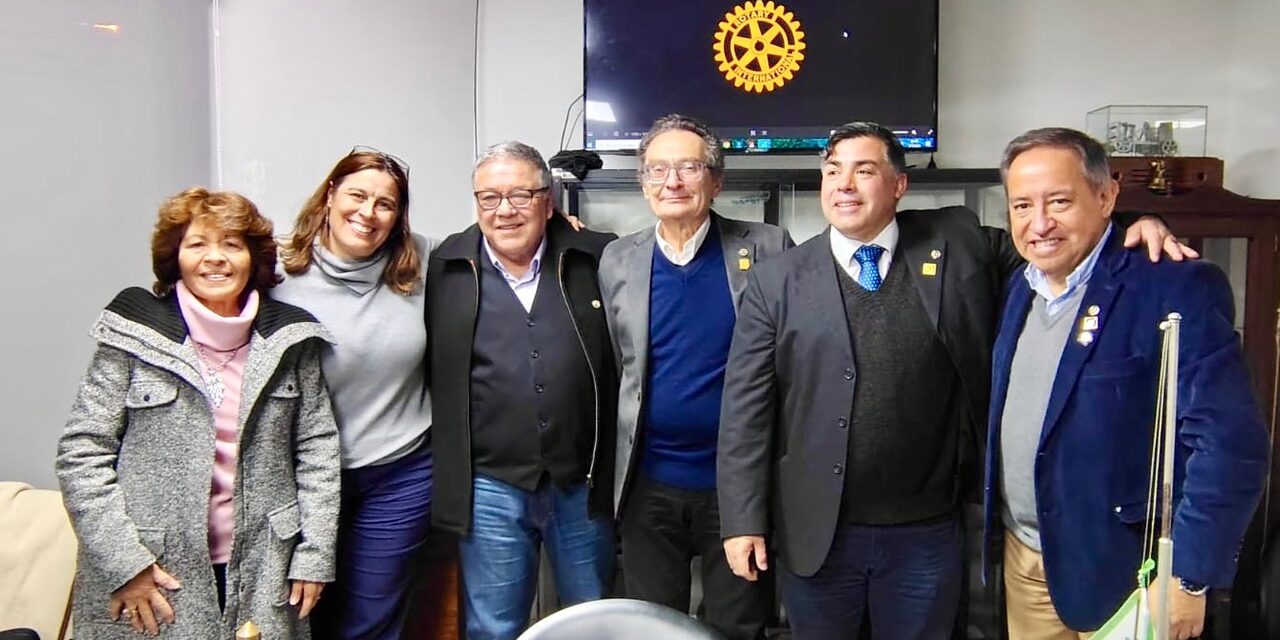 CAMBIO DE AUTORIDADES EN ROTARY CLUB CAMPANA Y ROTARY CLUB ZARATE