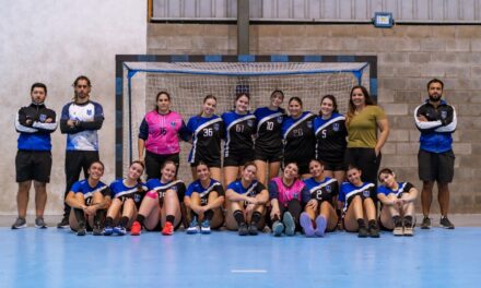 Triunfo del femenino mayor de Handball del Boat club ante Escobar