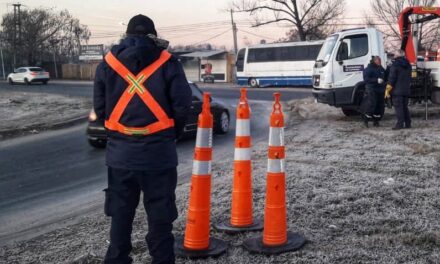 El Municipio pide a motociclistas precaución ante la formación de hielo sobre el asfalto
