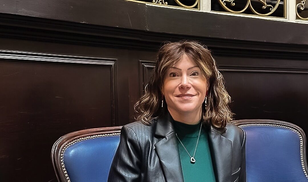 Es ley el proyecto de Soledad Alonso para difundir la Línea 144 en los recibos de sueldo