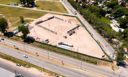 Continúa avanzando la obra del Microestadio Municipal