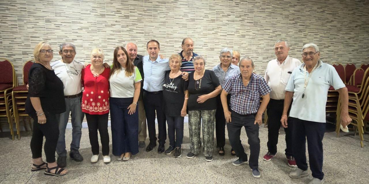 El Centro de Jubilados y Pensionados de la calle Pueyrredón compartió con el Intendente sus proyectos para 2026